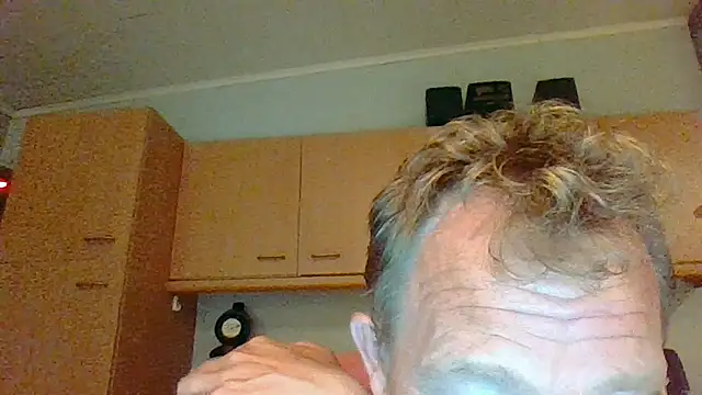 Snapshot of bertolini chatting on 07-08-26, 09:59 bertolini online show from 07-08-26, 09:59