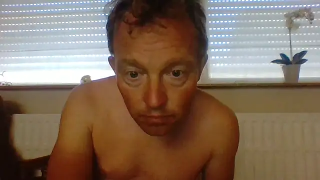 Snapshot of bertolini chatting on 07-11-26, 04:18 bertolini online show from 07-11-26, 04:18