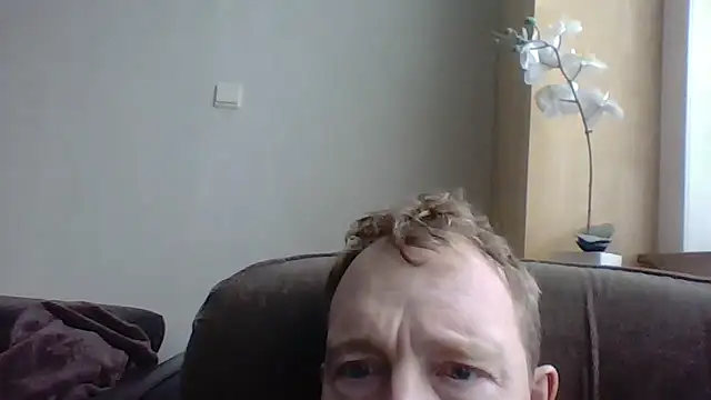 bertolini online show from 02-02-26, 01:54