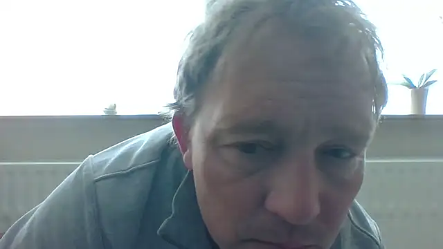 bertolini online show from 04-28-26, 01:04