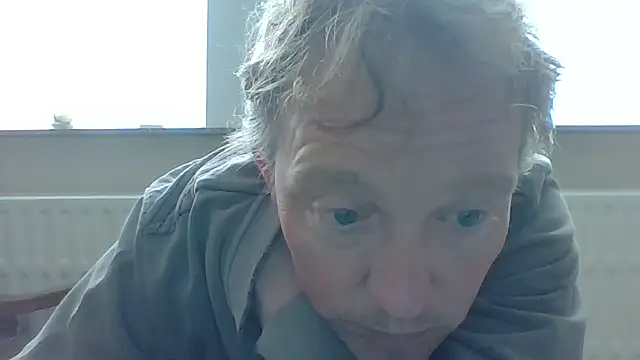 bertolini online show from 05-11-26, 01:01