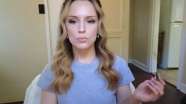 sexylilly69 online show from 04-07-26, 10:33