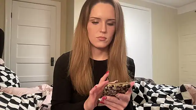 sexylilly69 online show from 05-08-26, 12:03