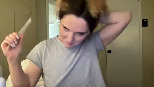 sexylilly69 online show from 06-11-26, 02:44