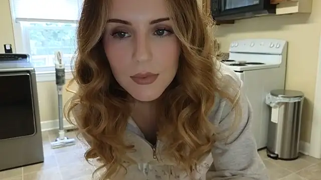 sexylilly69 online show from 06-06-26, 11:10