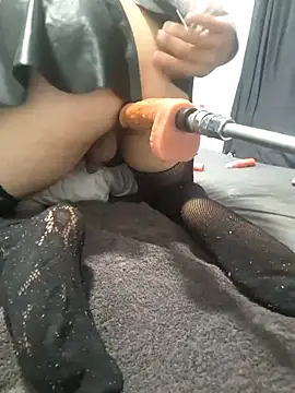 Snapshot of aprilexx chatting on 09-25-25, 03:51 aprilexx online show from 09-25-25, 03:51