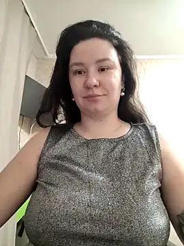 AlexaLexie online show from 12-23-25, 06:12