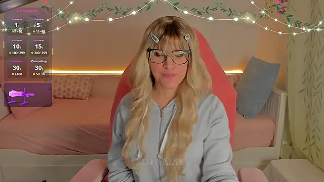 estivalae online show from 12-15-25, 12:00