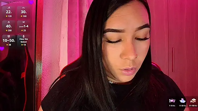 leahtemptation3 online show from 11-28-25, 09:26