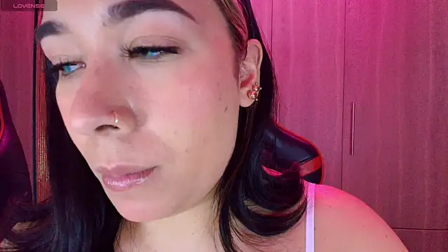 leahtemptation3 online show from 02-11-26, 11:04