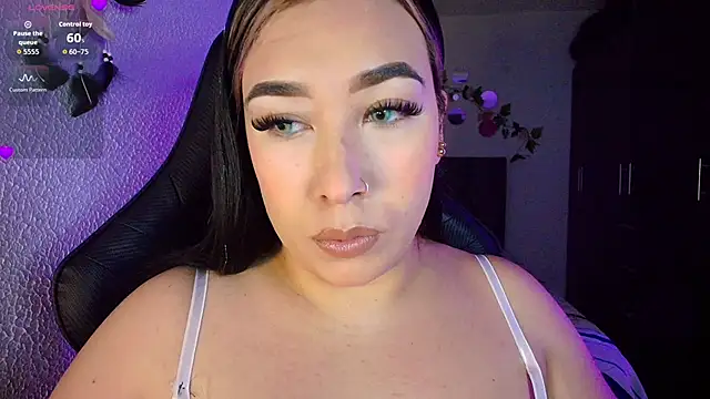 leahtemptation3 online show from 02-15-26, 10:52