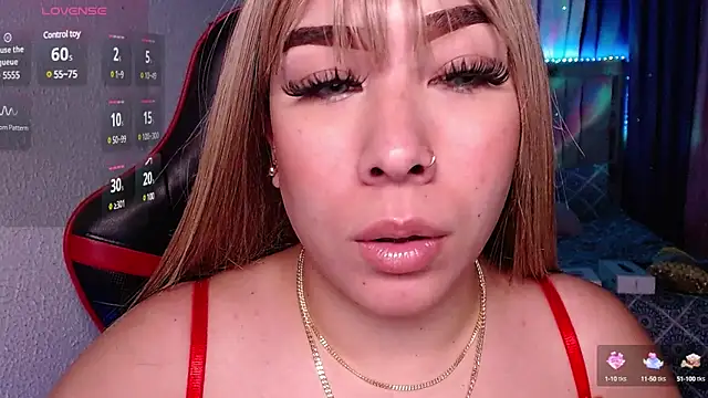 Snapshot of leahtemptation3 chatting on 01-07-25, 01:38 leahtemptation3 online show from 01-07-25, 01:38