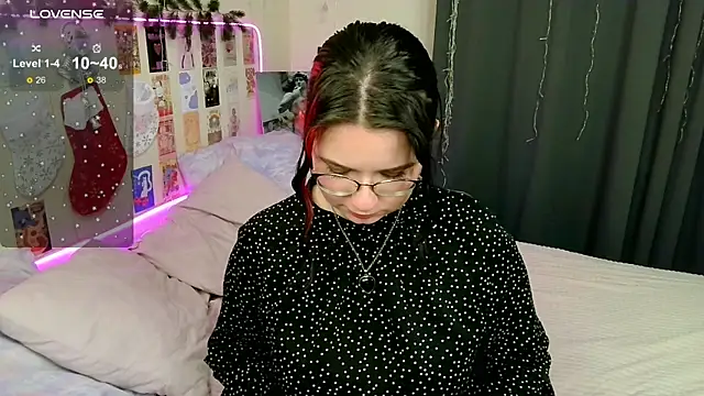 Snapshot of ss-katekisa-ss chatting on 02-18-25, 04:03 ss-katekisa-ss online show from 02-18-25, 04:03