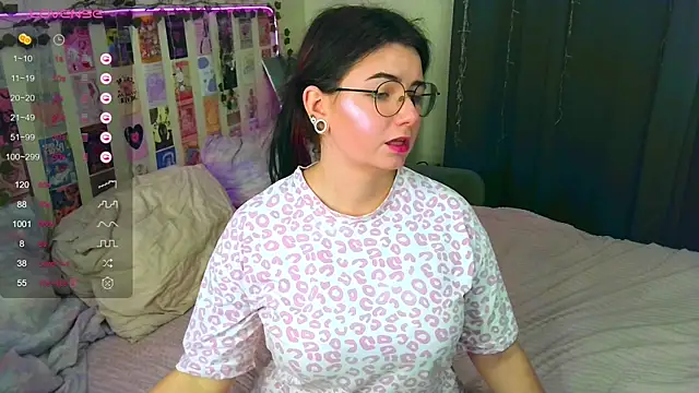 Snapshot of ss-katekisa-ss chatting on 09-21-25, 07:30 ss-katekisa-ss online show from 09-21-25, 07:30