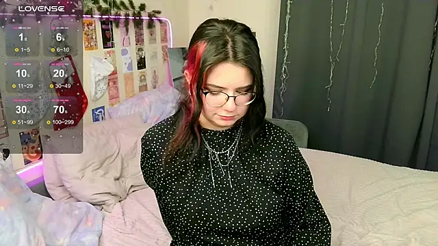 Snapshot of ss-katekisa-ss chatting on 02-19-25, 04:00 ss-katekisa-ss online show from 02-19-25, 04:00