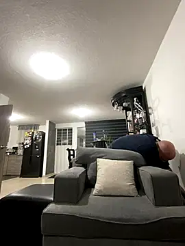 SUUKAM online show from 11-26-25, 01:49