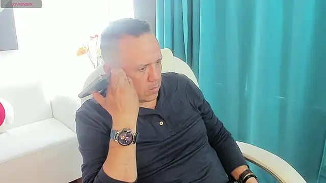 Snapshot of FERDIGNAN0329 chatting on 11-18-25, 05:49 FERDIGNAN0329 online show from 11-18-25, 05:49