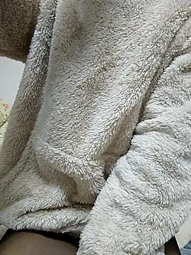 dmmsuzu95 online show from 11-18-25, 09:51