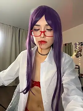 Evangeline Lawrence  online show from 10-31-25, 05:09