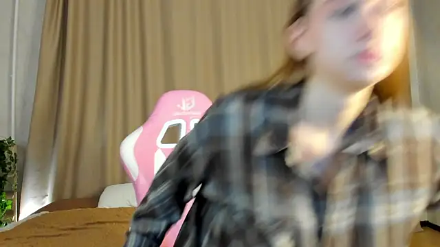 Sweett Monica online show from 09-27-25, 12:06