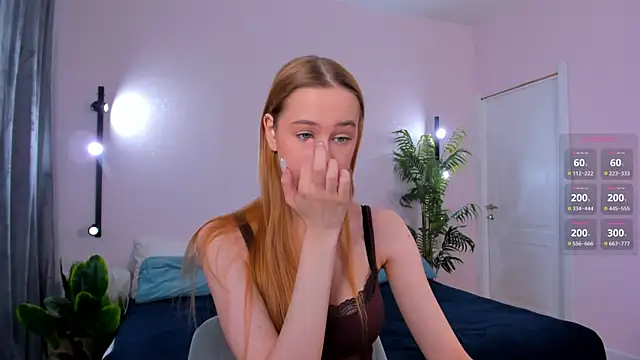 Sweett Monica online show from 05-15-26, 01:03