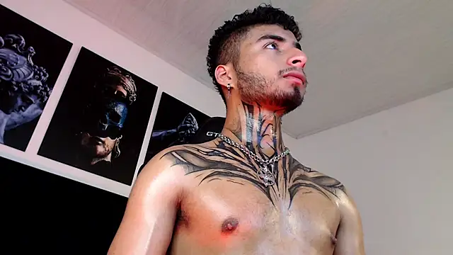 Snapshot of JuanCamiilo_66 chatting on 02-23-25, 06:07 JuanCamiilo 66 online show from 02-23-25, 06:07