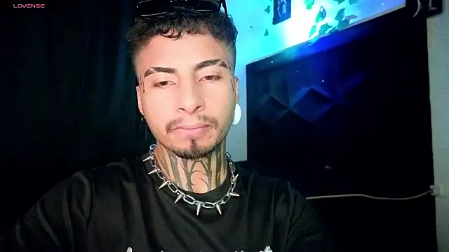 JuanCamiilo 66 online show from 05-25-26, 11:58