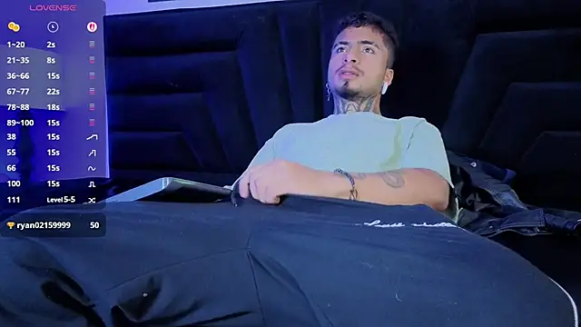 Snapshot of JuanCamiilo_66 chatting on 02-14-26, 01:22 JuanCamiilo 66 online show from 02-14-26, 01:22