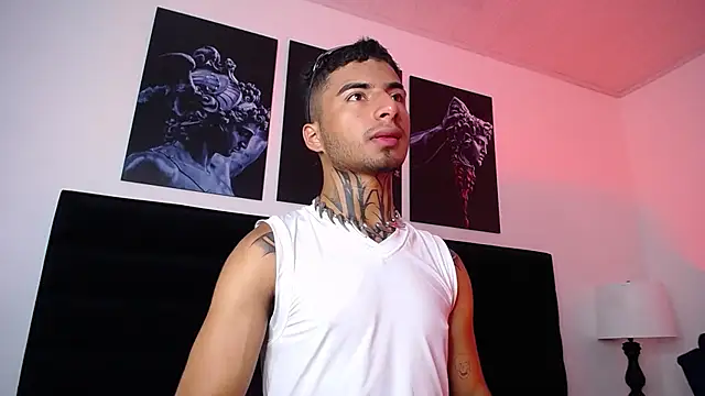 Snapshot of JuanCamiilo_66 chatting on 03-21-25, 02:51 JuanCamiilo 66 online show from 03-21-25, 02:51
