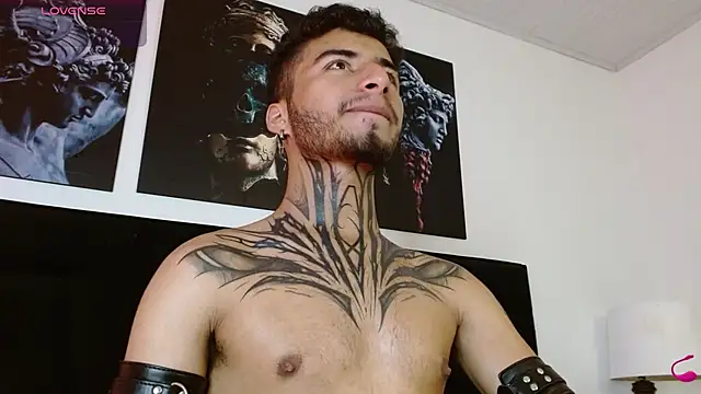 Snapshot of JuanCamiilo_66 chatting on 02-27-25, 02:14 JuanCamiilo 66 online show from 02-27-25, 02:14