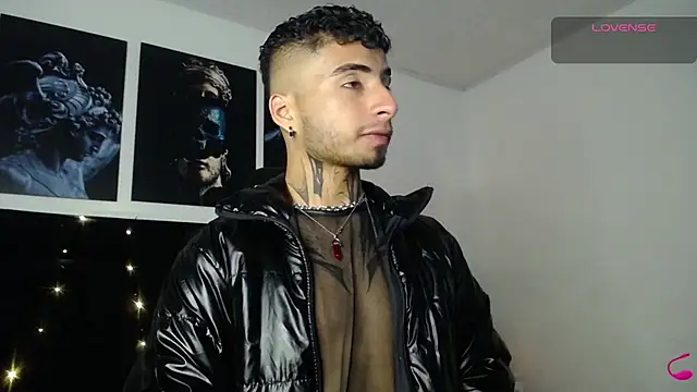 Snapshot of JuanCamiilo_66 chatting on 02-09-25, 05:08 JuanCamiilo 66 online show from 02-09-25, 05:08