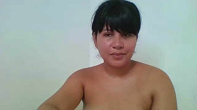 Snapshot of Yara0k chatting on 03-01-25, 04:44 Yara0k online show from 03-01-25, 04:44