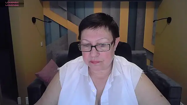 Snapshot of BarbaraTurners chatting on 02-03-25, 06:39 BarbaraTurners online show from 02-03-25, 06:39