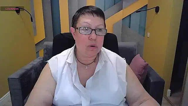 Snapshot of BarbaraTurners chatting on 03-22-25, 01:43 BarbaraTurners online show from 03-22-25, 01:43