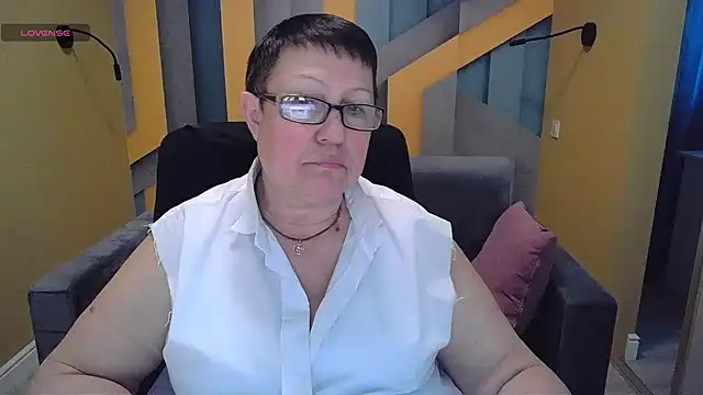 Snapshot of BarbaraTurners chatting on 03-22-25, 04:56 BarbaraTurners online show from 03-22-25, 04:56