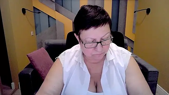 Snapshot of BarbaraTurners chatting on 02-12-25, 09:22 BarbaraTurners online show from 02-12-25, 09:22