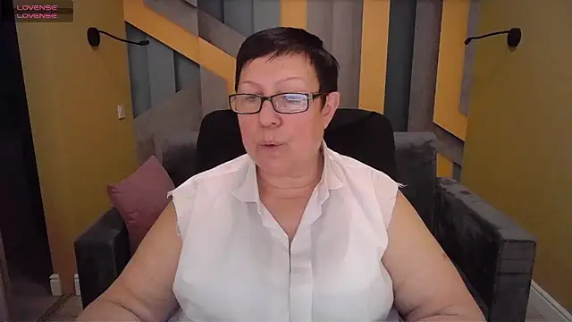 Snapshot of BarbaraTurners chatting on 02-08-25, 05:29 BarbaraTurners online show from 02-08-25, 05:29