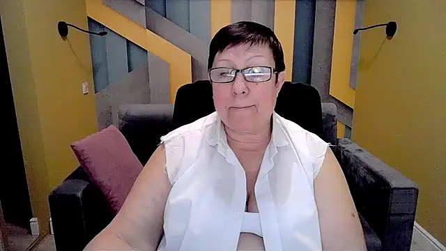 Snapshot of BarbaraTurners chatting on 02-13-25, 12:24 BarbaraTurners online show from 02-13-25, 12:24