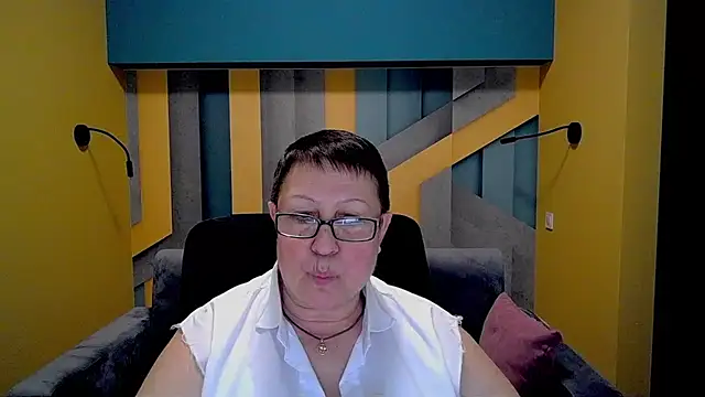 Snapshot of BarbaraTurners chatting on 03-17-25, 12:42 BarbaraTurners online show from 03-17-25, 12:42