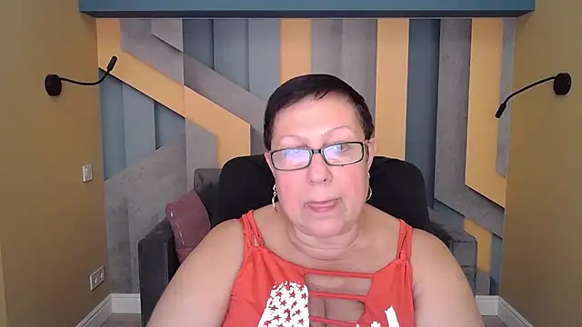 Snapshot of BarbaraTurners chatting on 10-03-25, 06:20 BarbaraTurners online show from 10-03-25, 06:20
