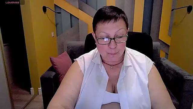 Snapshot of BarbaraTurners chatting on 03-11-25, 03:58 BarbaraTurners online show from 03-11-25, 03:58