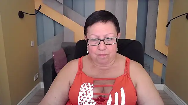 Snapshot of BarbaraTurners chatting on 10-06-25, 06:52 BarbaraTurners online show from 10-06-25, 06:52