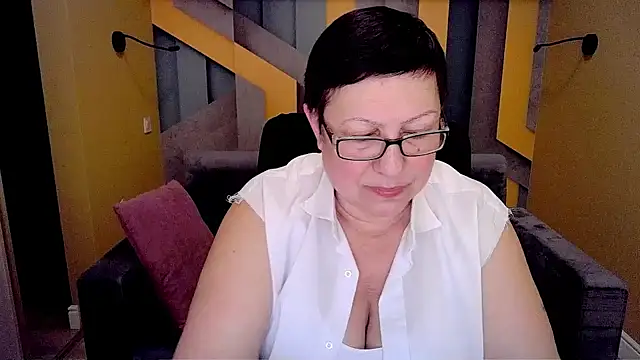 Snapshot of BarbaraTurners chatting on 02-14-25, 06:29 BarbaraTurners online show from 02-14-25, 06:29