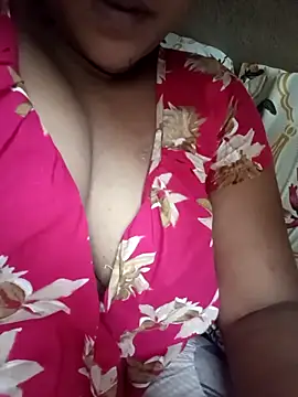 Snapshot of Priya_hotgirl23 chatting on 10-01-25, 07:02 Priya hotgirl23 online show from 10-01-25, 07:02