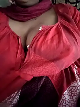 Snapshot of Priya_hotgirl23 chatting on 10-06-25, 05:52 Priya hotgirl23 online show from 10-06-25, 05:52