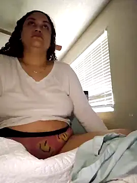 honeeyyy pot online show from 10-05-25, 05:58