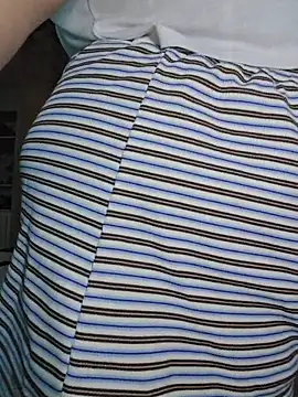 honeeyyy pot online show from 11-22-25, 08:35