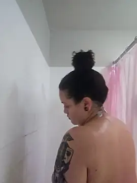 honeeyyy pot online show from 10-01-25, 03:55