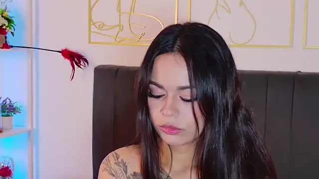 summer holiday online show from 11-29-25, 08:14