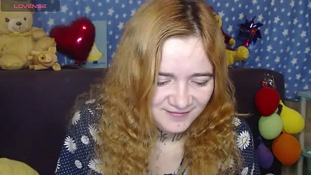 Snapshot of Yours_good_mood chatting on 10-04-25, 05:09 Yours good mood online show from 10-04-25, 05:09